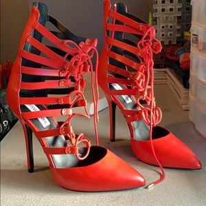 Steve Madden Lace Up Pumps (Never Worn)